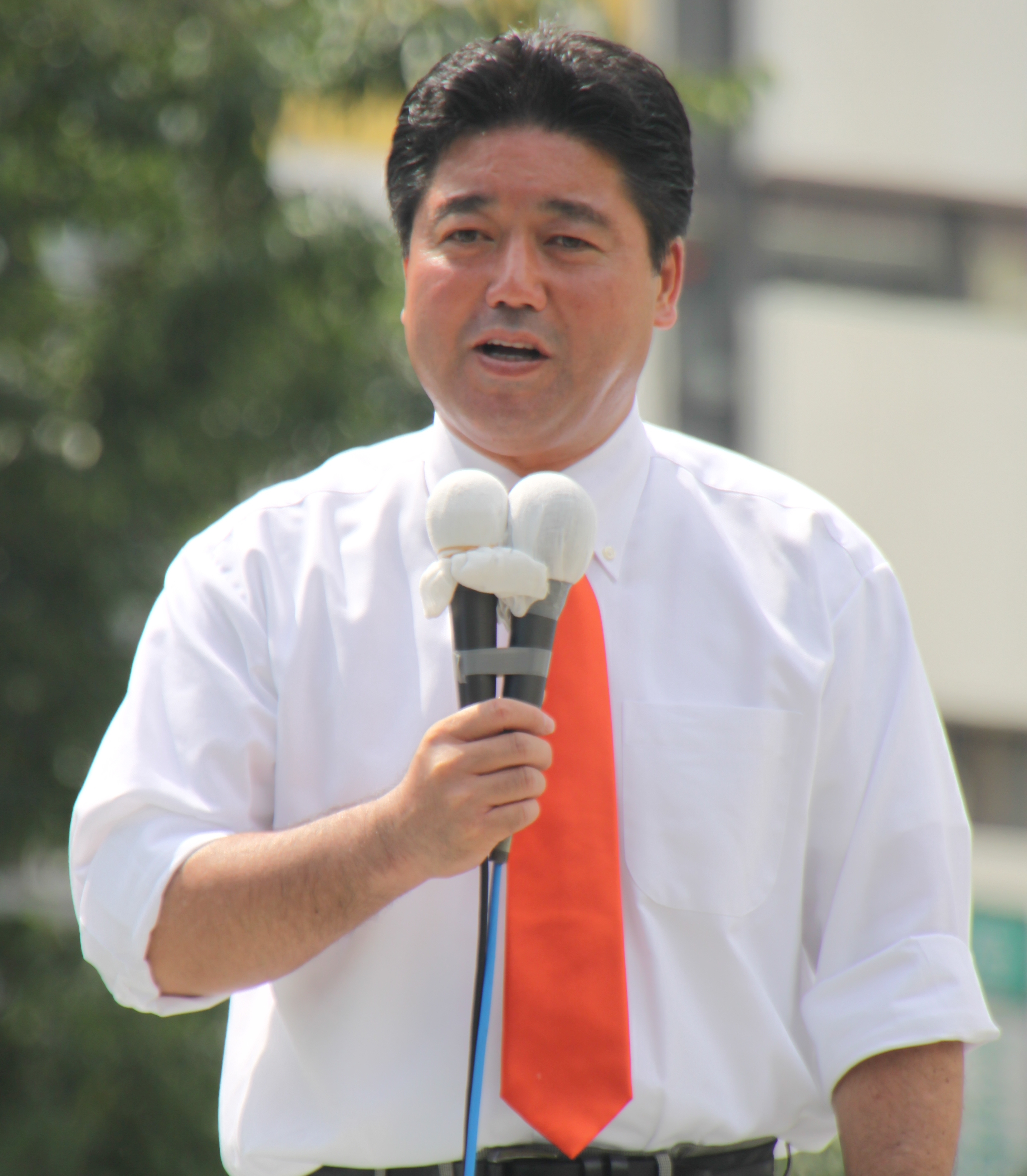 下地幹郎
