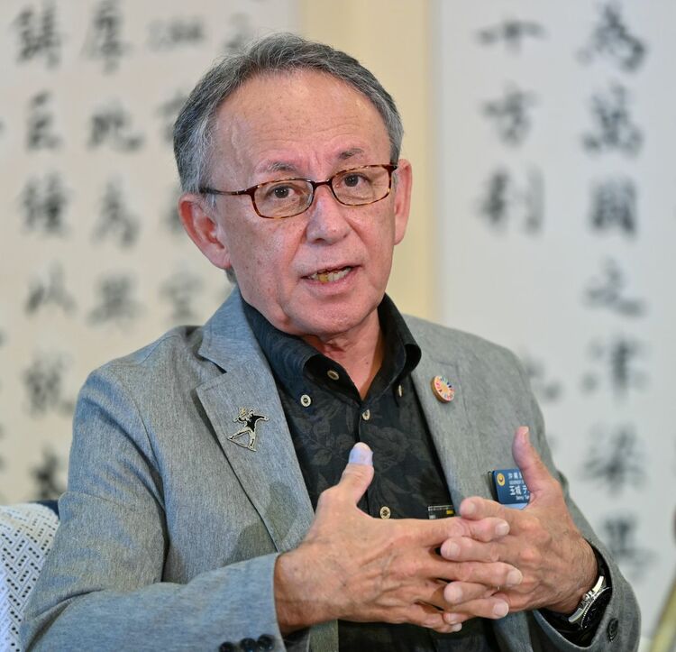 玉城デニー